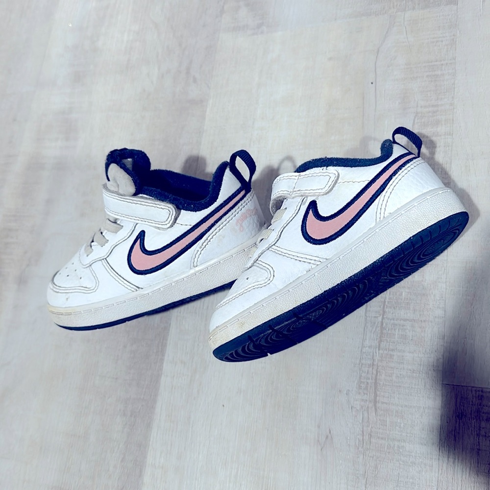 Nike court borough low 2 SE1 toddler shoe